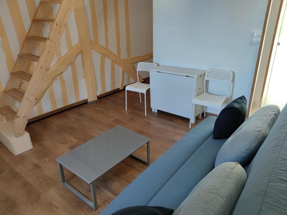 Le Saint Leonard...Il Est Orange Apartment Honfleur Exterior photo